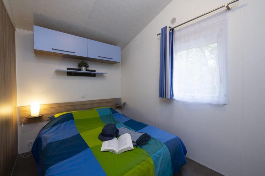 Camping Ushuaia Villages Au Bois Joli Andryes Exterior photo