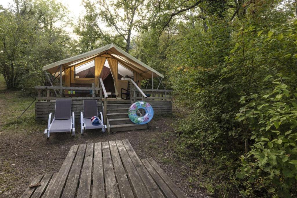Camping Ushuaia Villages Au Bois Joli Andryes Exterior photo